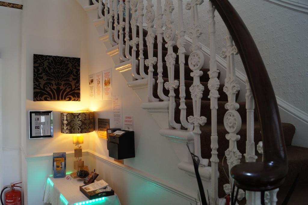 Edinburgh Thistle Guest House — Photos 1